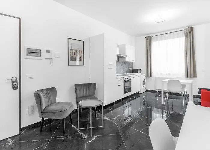 Ponale Foresteria Lombarda מלון *