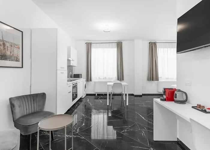 מלון Ponale Foresteria Lombarda *
